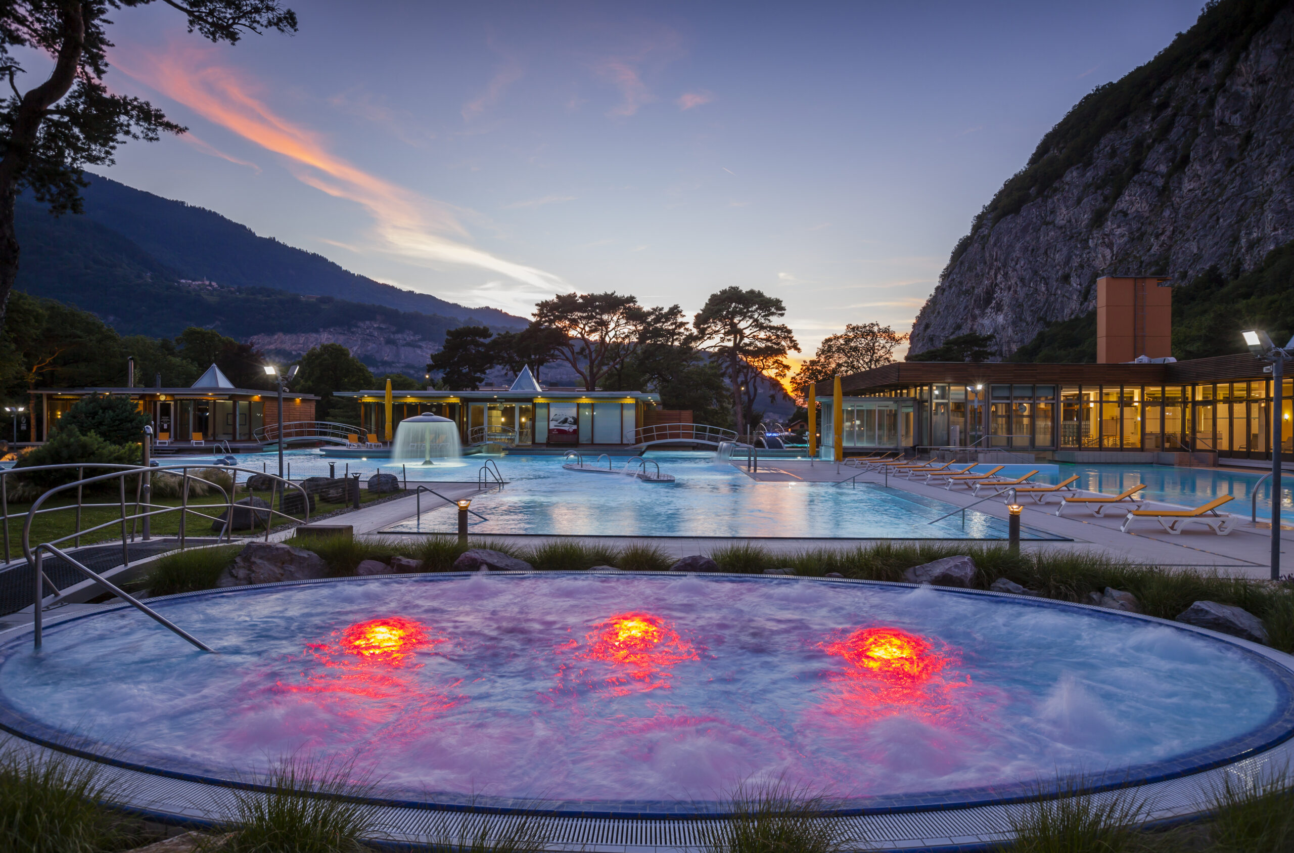 Bains thermaux de Lavey - Martigny Tourisme - Valais Suisse
